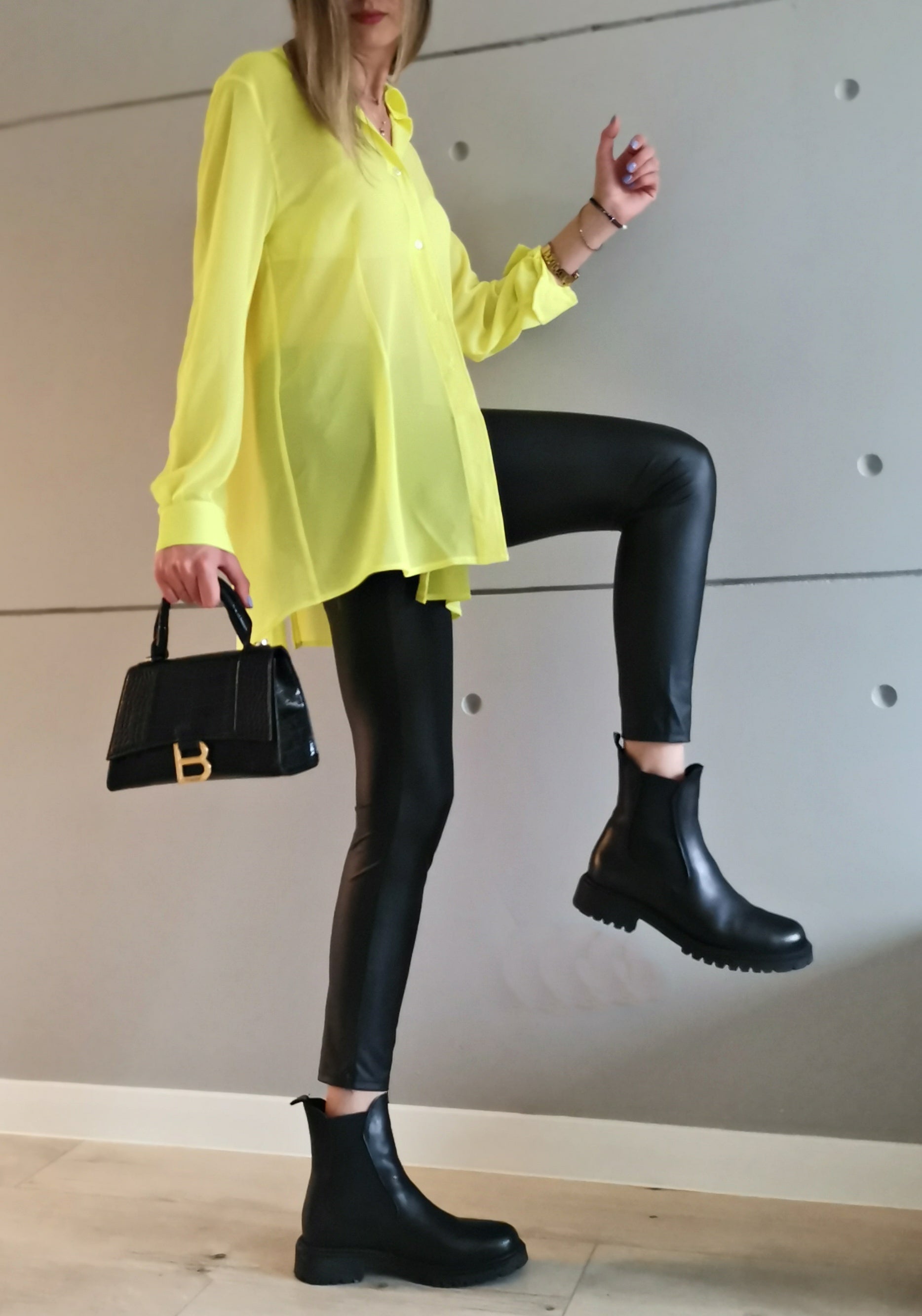 Риза ,,Неон,,